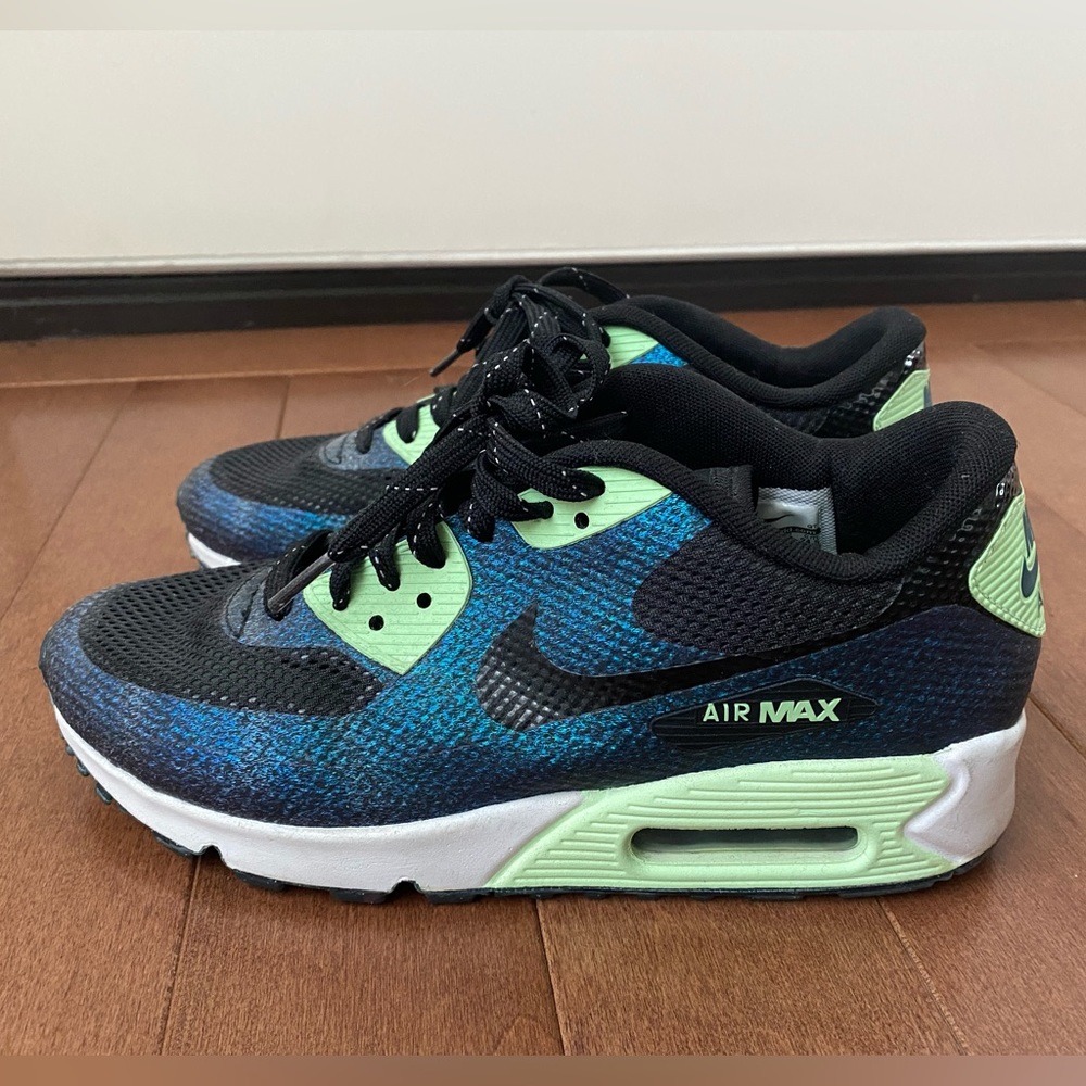 Nike air max hyperfuse. New. Bought it in Japan. Size 7.5